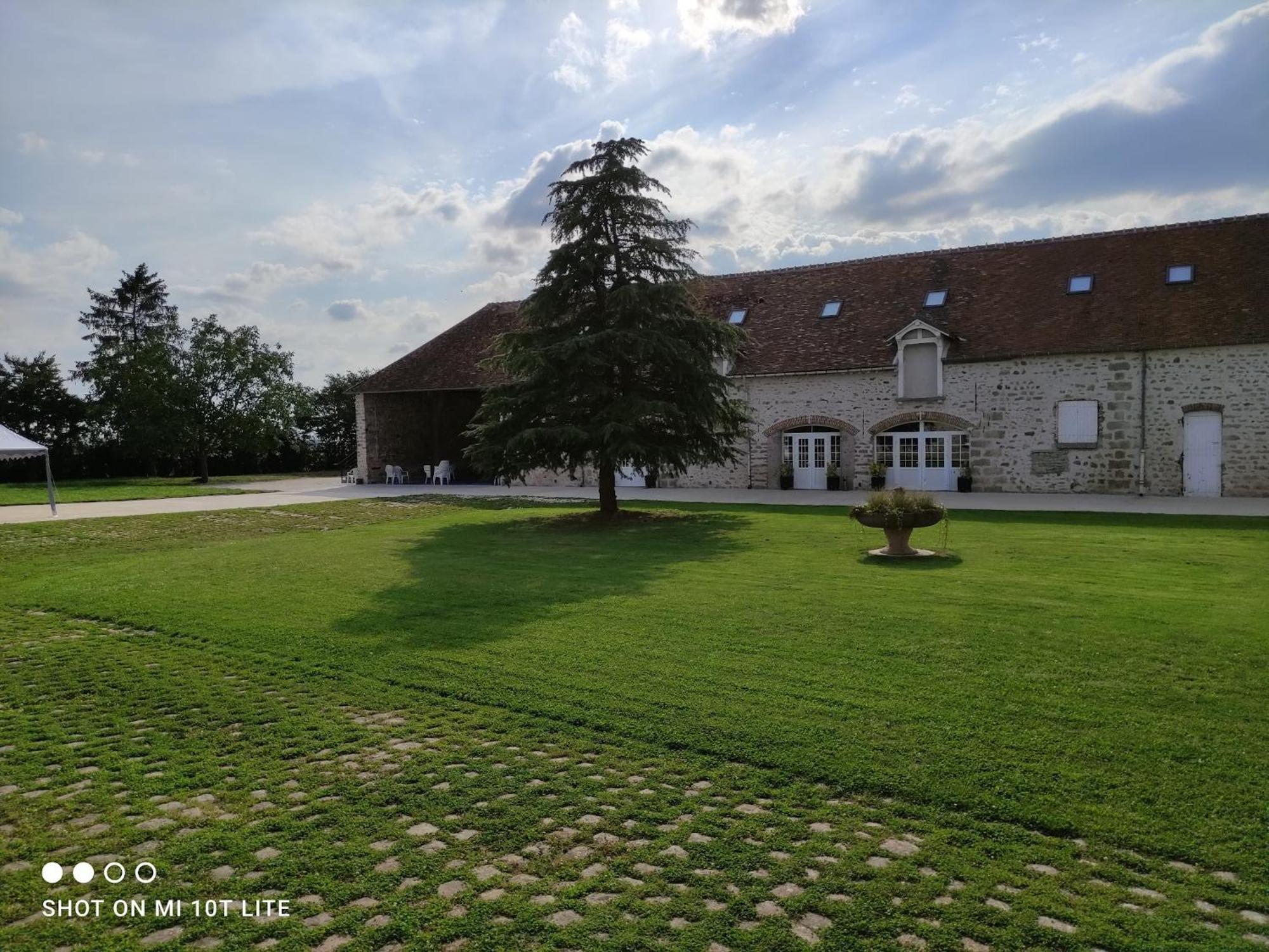 Bed and Breakfast Domaine De La Ferme De Mont Mormant Экстерьер фото